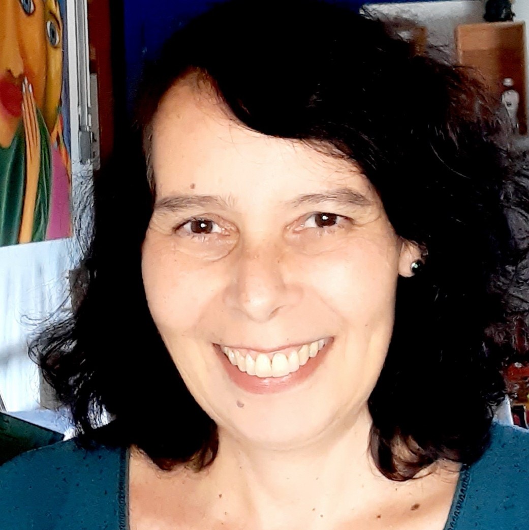 Profa. Dra Silvia Swain Canôas
